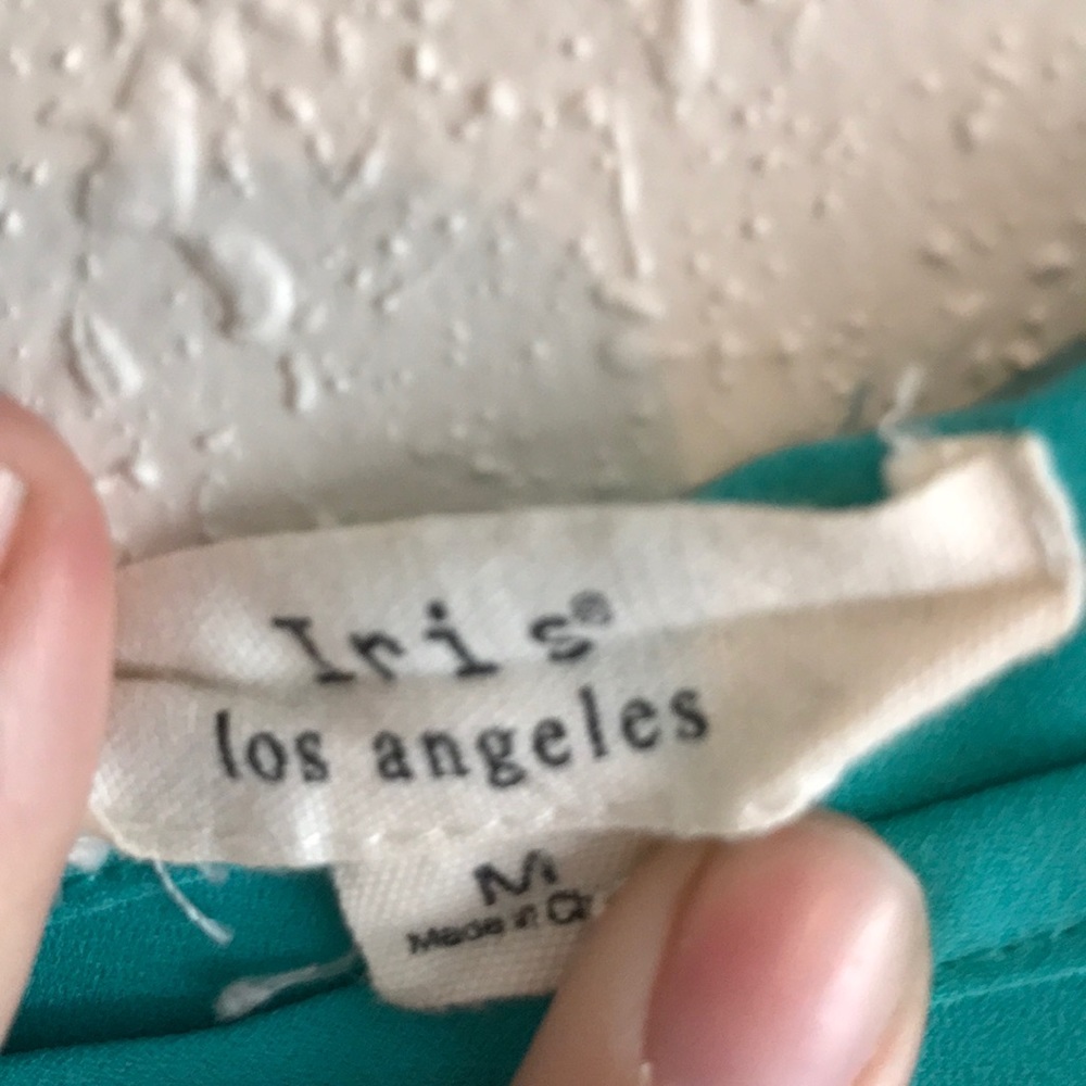 Bright mint green shirt - Picture 2 of 3